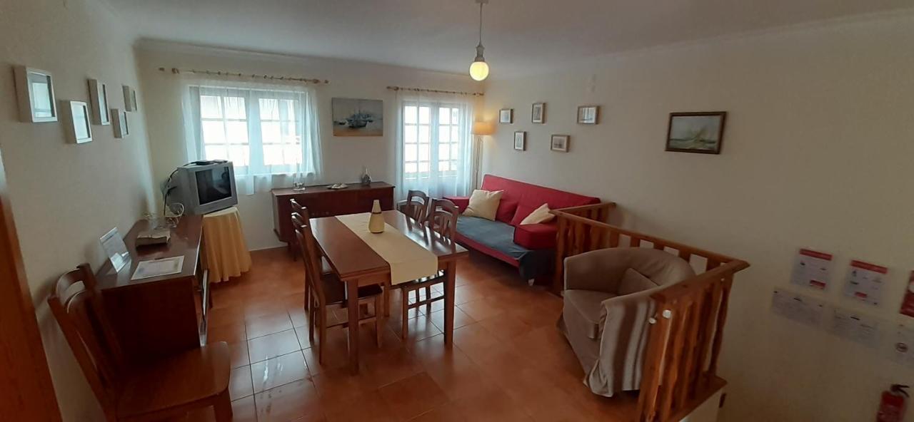 פליירוס דה טושה Holiday House Tocha מראה חיצוני תמונה